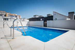 Holidays2Malaga Refino Pool and Parking, Malaga
